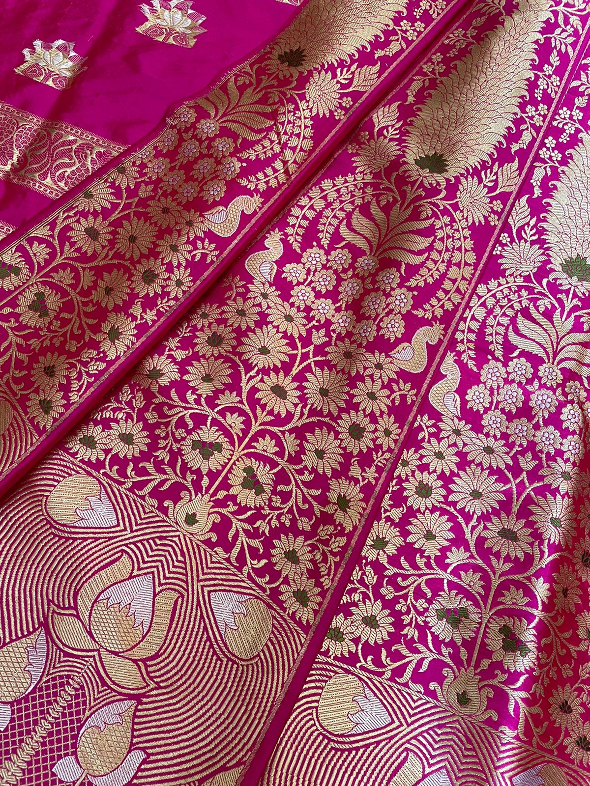 Bhavya Rani Pink Handwoven Pure Silk Banarasi Lehenga