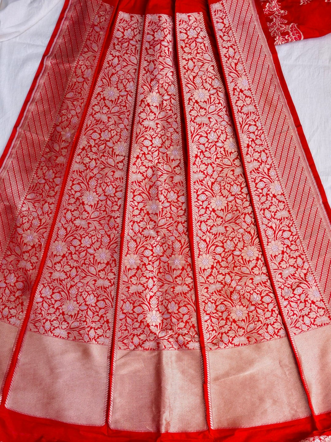 Mahi Red Handwoven Pure Silk Banarasi Lehenga