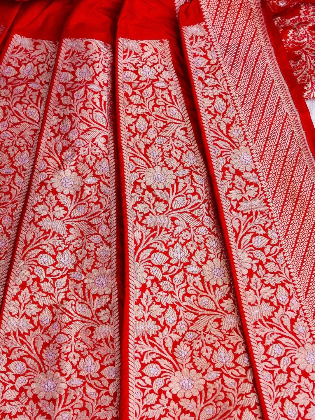 Mahi Red Handwoven Pure Silk Banarasi Lehenga