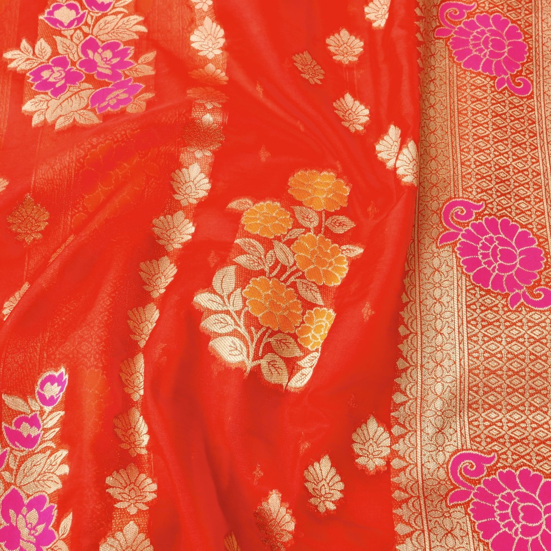 Red Floral Bunch Organza Banarasi Saree with Butis