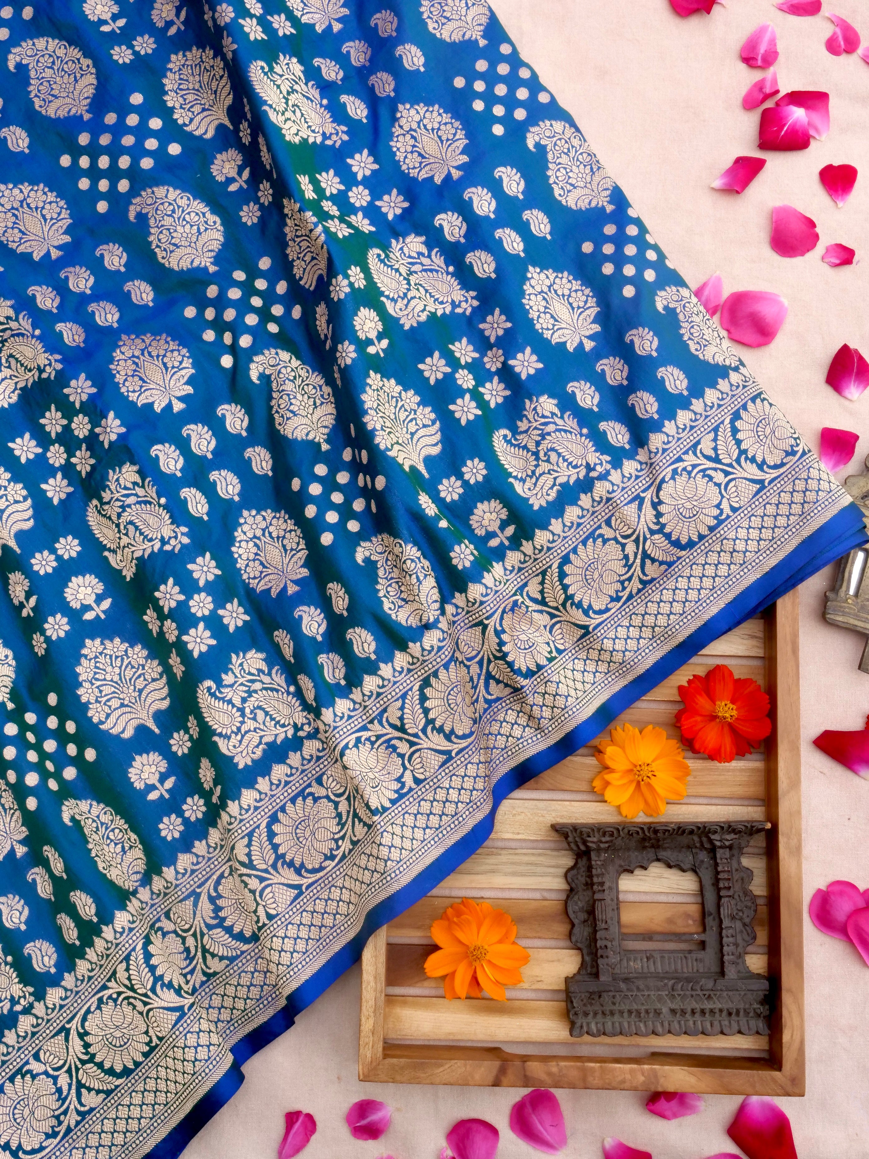Blue Handwoven Kataan Silk Buti Banarasi Saree