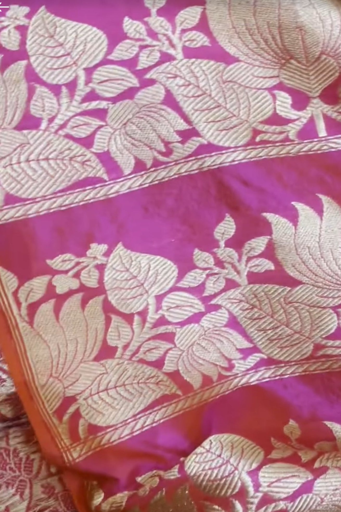 Hans Joda Pink Handwoven Pure Silk Banarasi Lehenga
