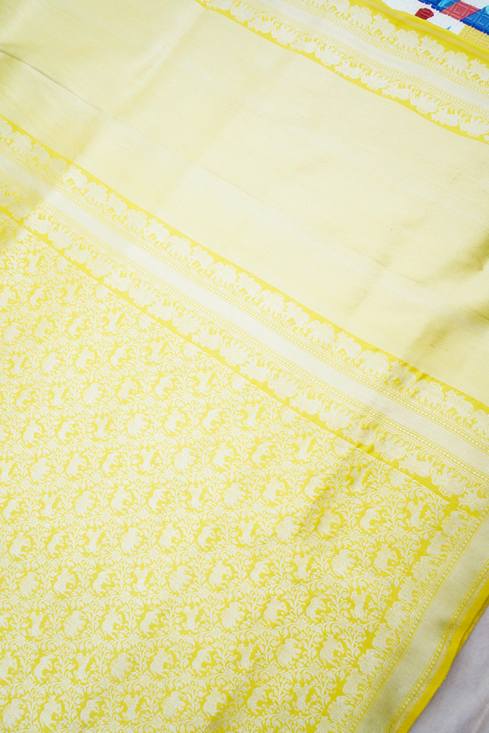 Yellow Handwoven Pure Silk Shikargah Banarasi Saree