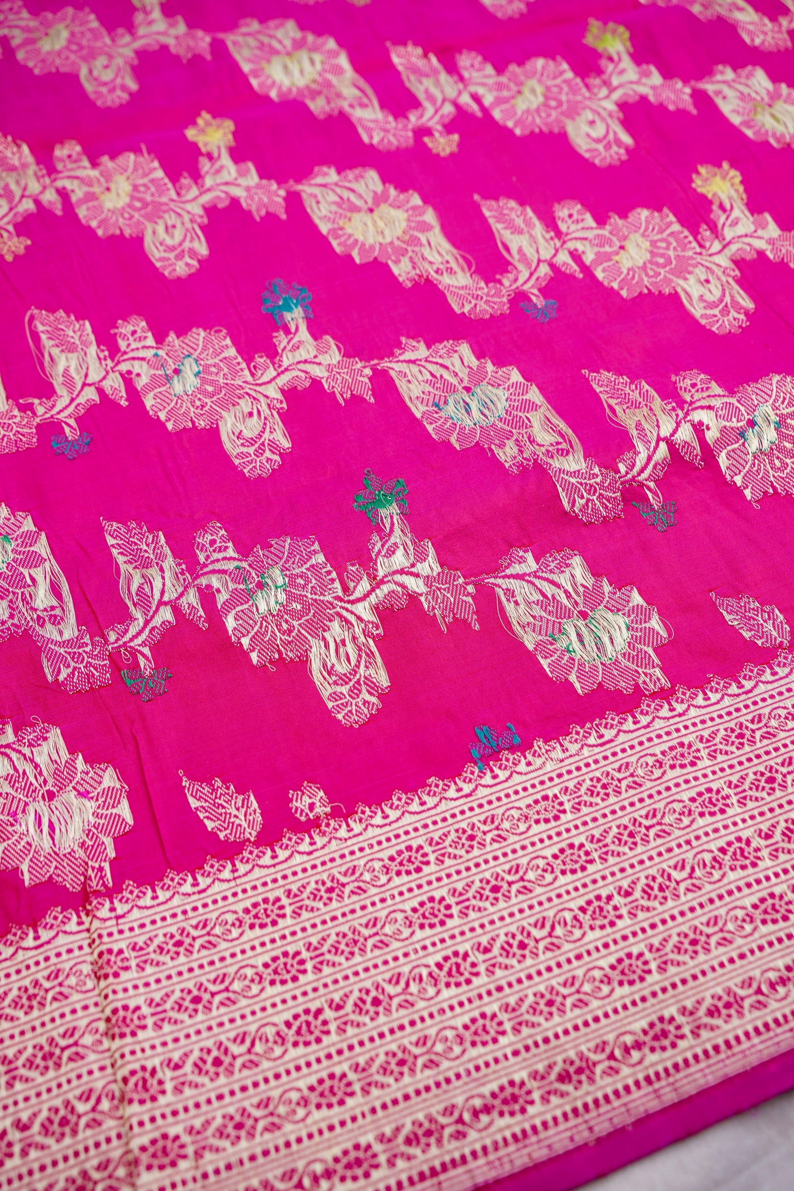 Pink Handwoven Banarasi Jangla Pure Silk Saree