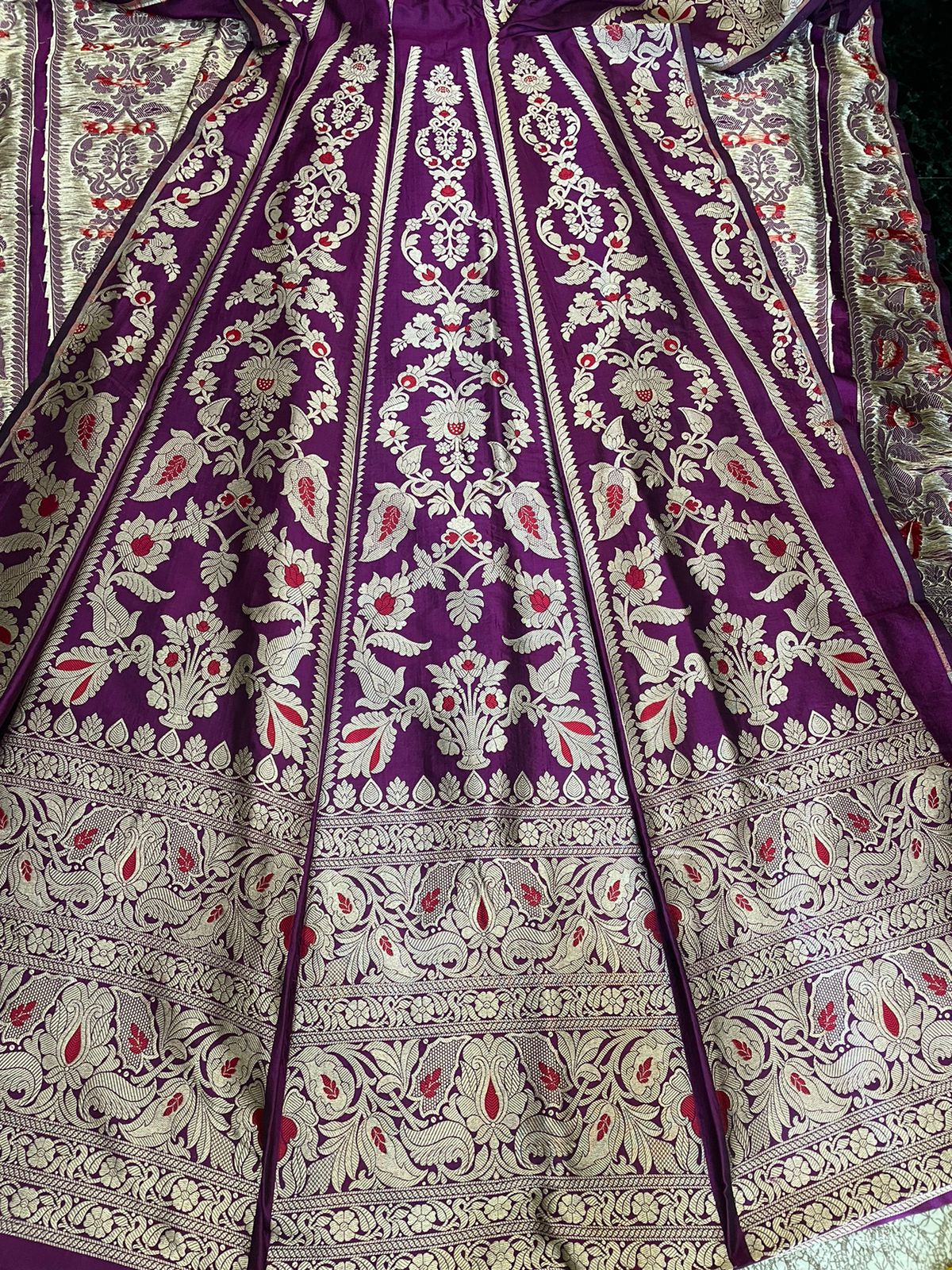 Chhavi Purple Handwoven Pure Silk Banarasi Lehenga