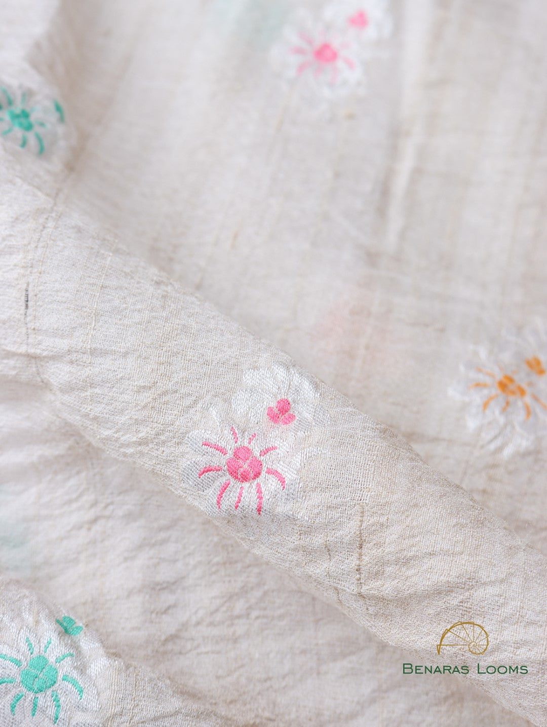 Cream Handloom Tussar Georgette Jaal Banarasi Saree