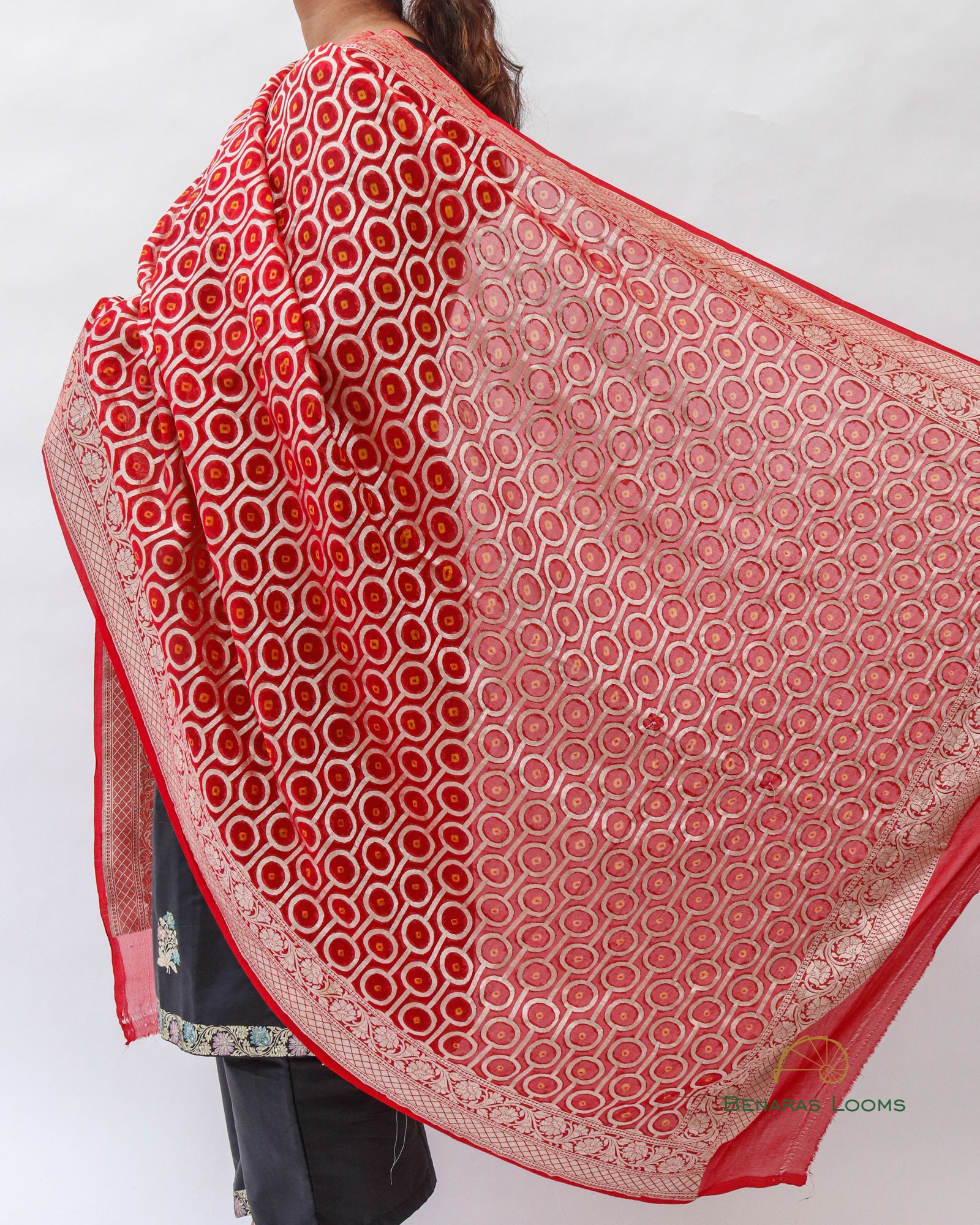 Red Handwoven Pure Georgette Bandhani Dupatta