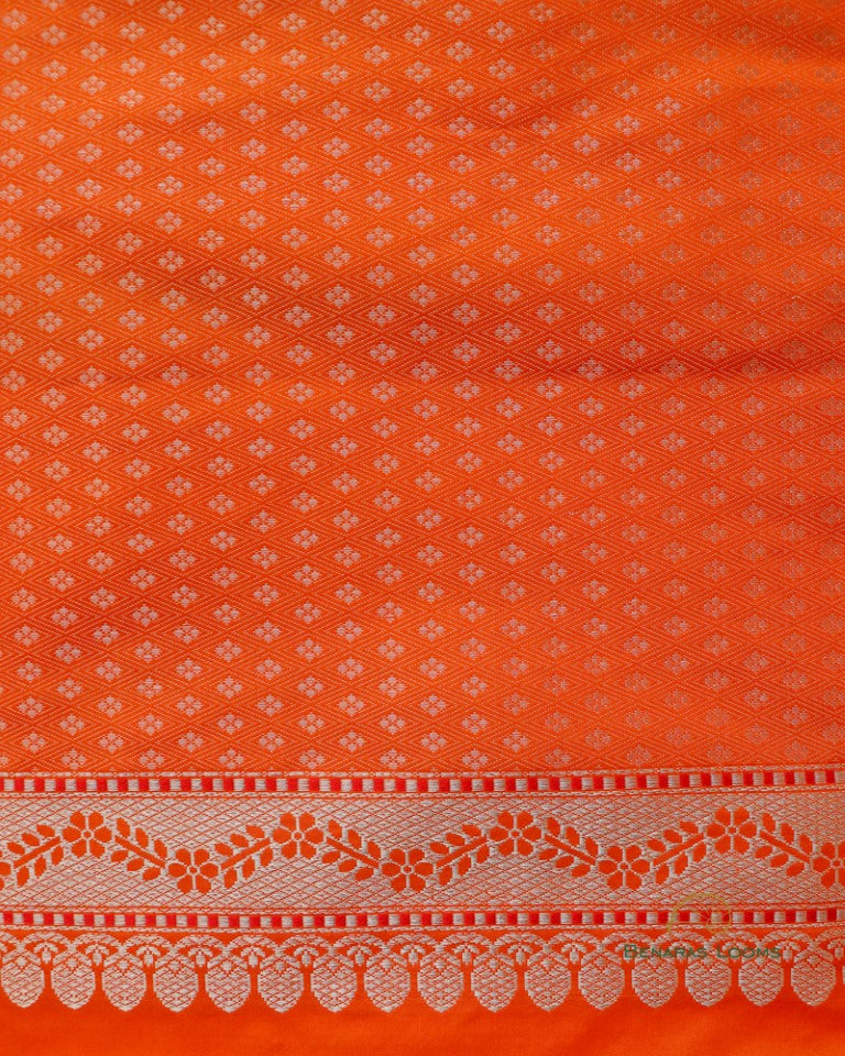 Green Handwoven Pure Kataan Silk Kadhua Jangla Banarasi Saree