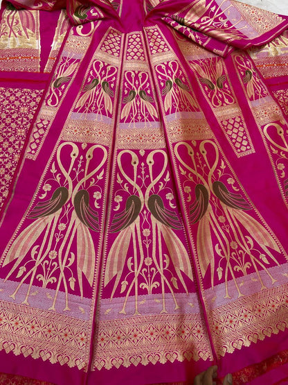 Hans Joda Pink Handwoven Pure Silk Banarasi Lehenga