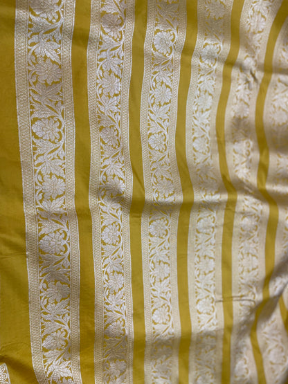 Vibha yellow Handloom Pure Silk Banarasi Lehnga