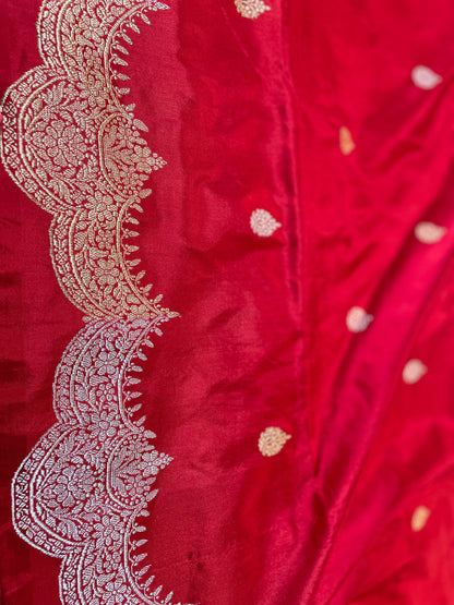 Red Handloom Kataan Silk Kadhua Buti Banarasi Saree