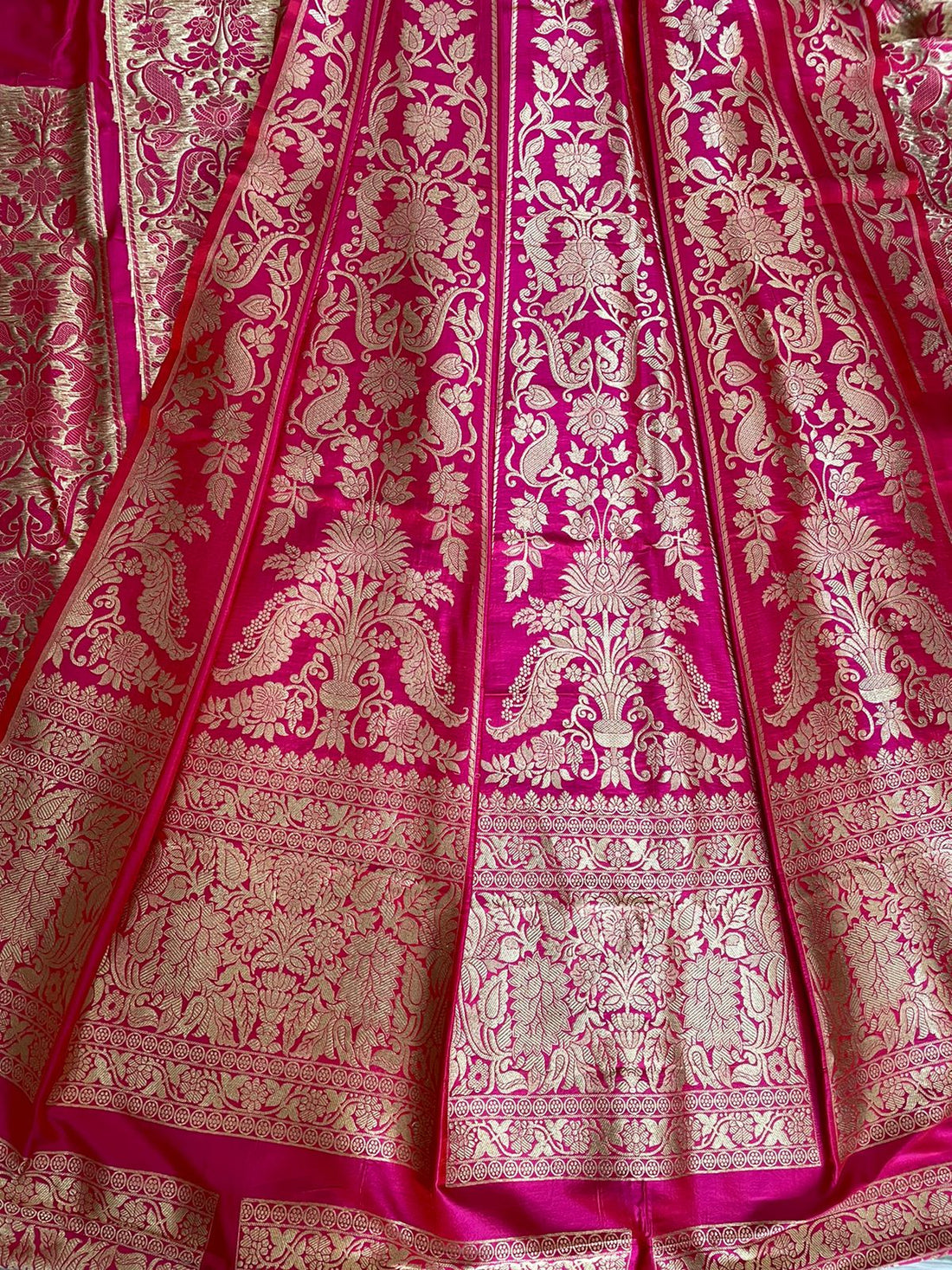 Vibha Rani Pink Handwoven Pure Silk Banarasi Lehenga