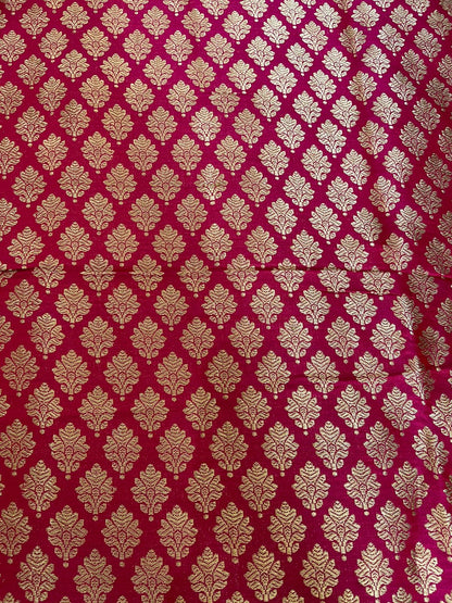 Vibha Rani Pink Handwoven Pure Silk Banarasi Lehenga