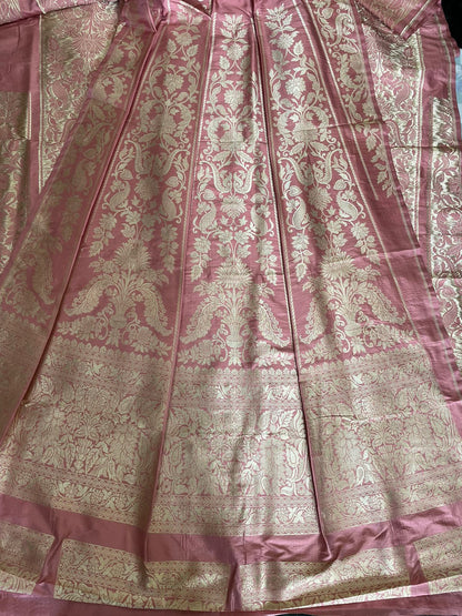 Vibha Pastel Pink Handwoven Pure Silk Banarasi Lehenga