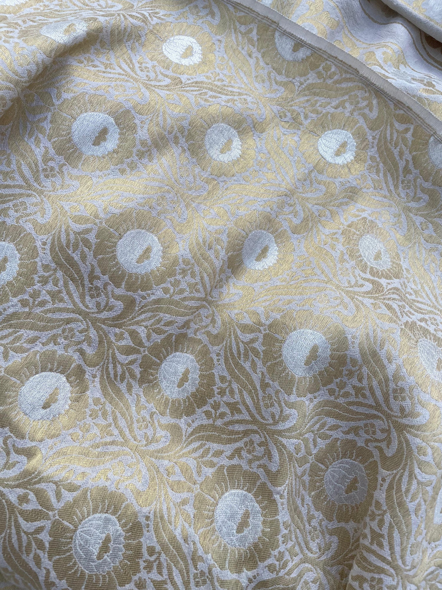 Dyeable Khaddi Georgette Banarasi Lehenga Panels