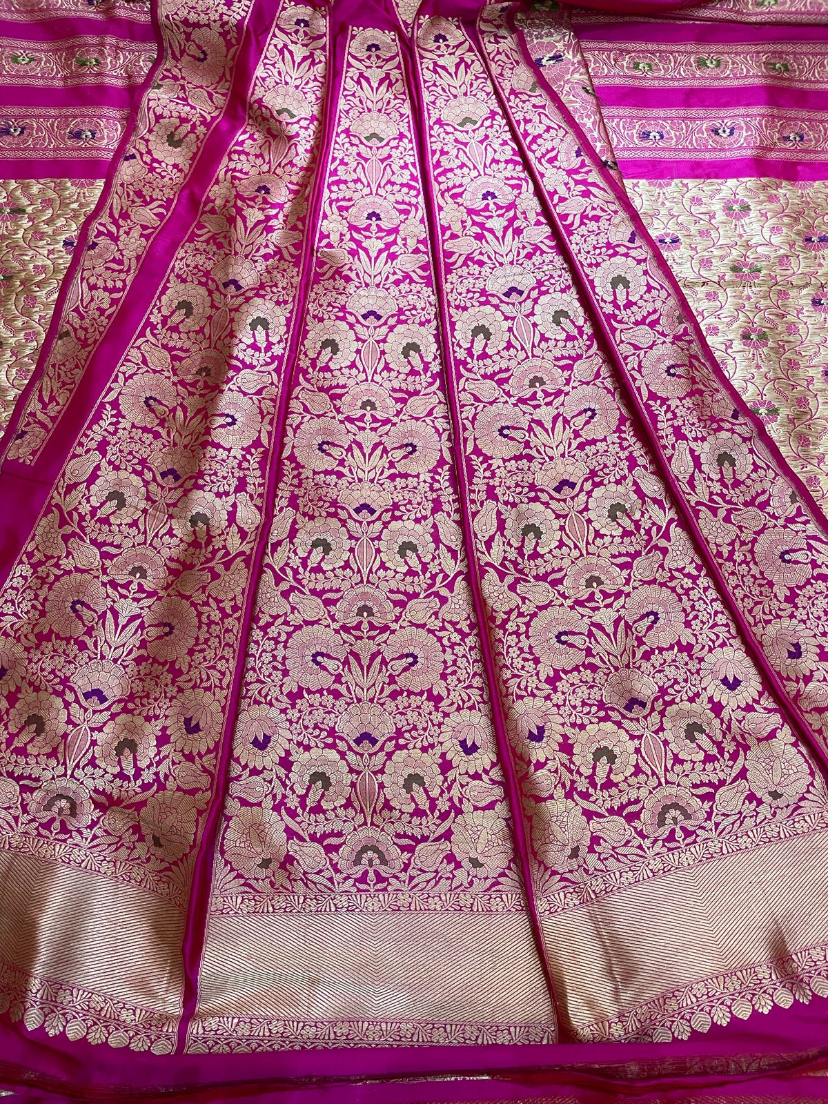 Guldasta Pink Handwoven Pure Silk Banarasi Lehenga
