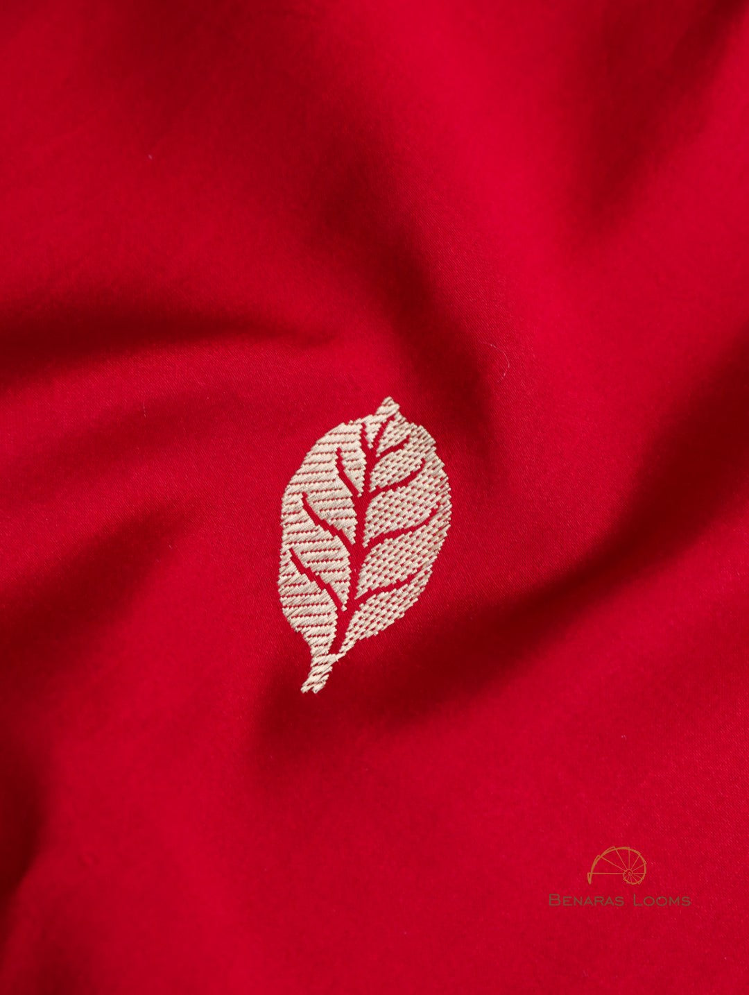 Red Handloom Satin Silk Kadhua Butidar Banarasi Saree