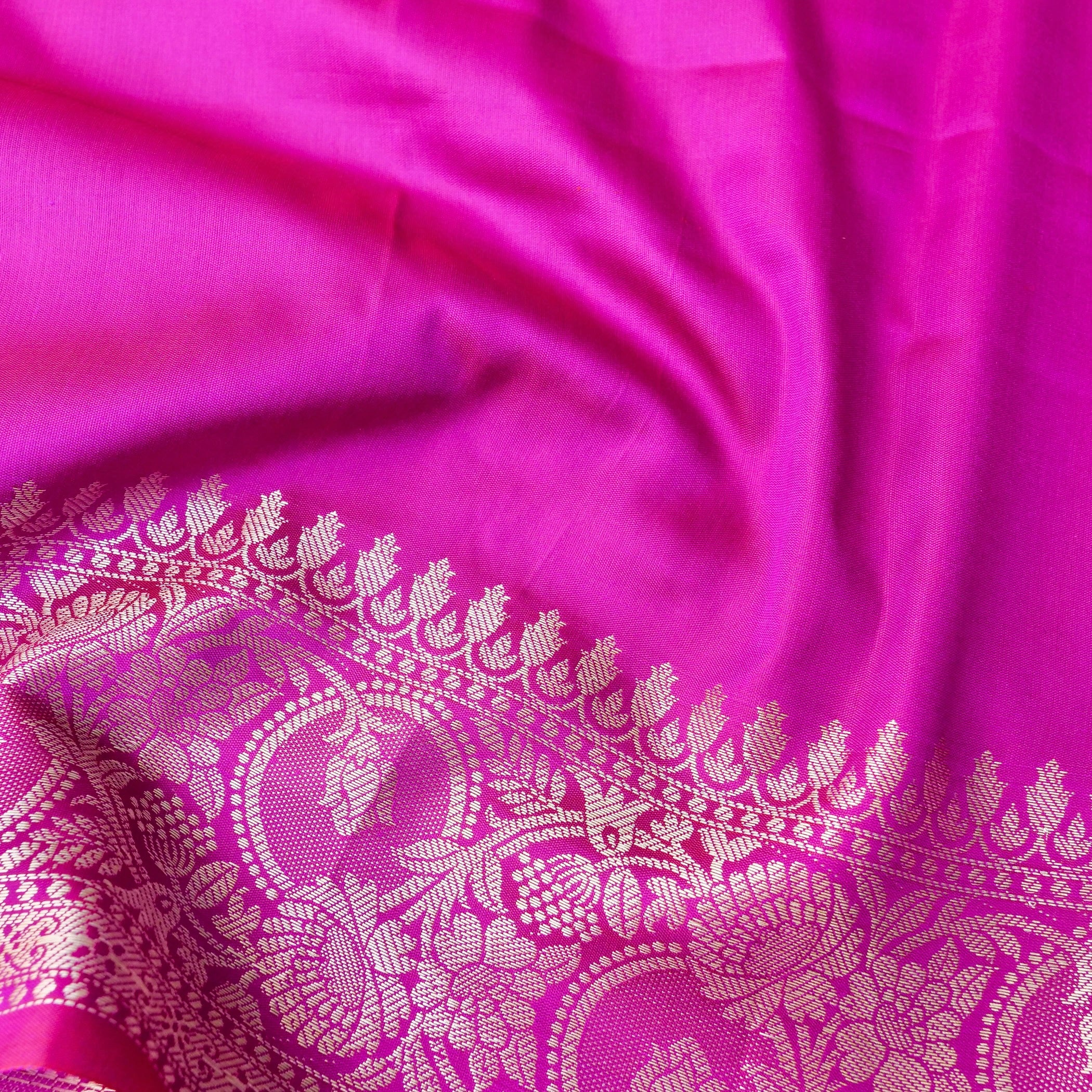 Purple Plain Silk Saree with Border and Pallu