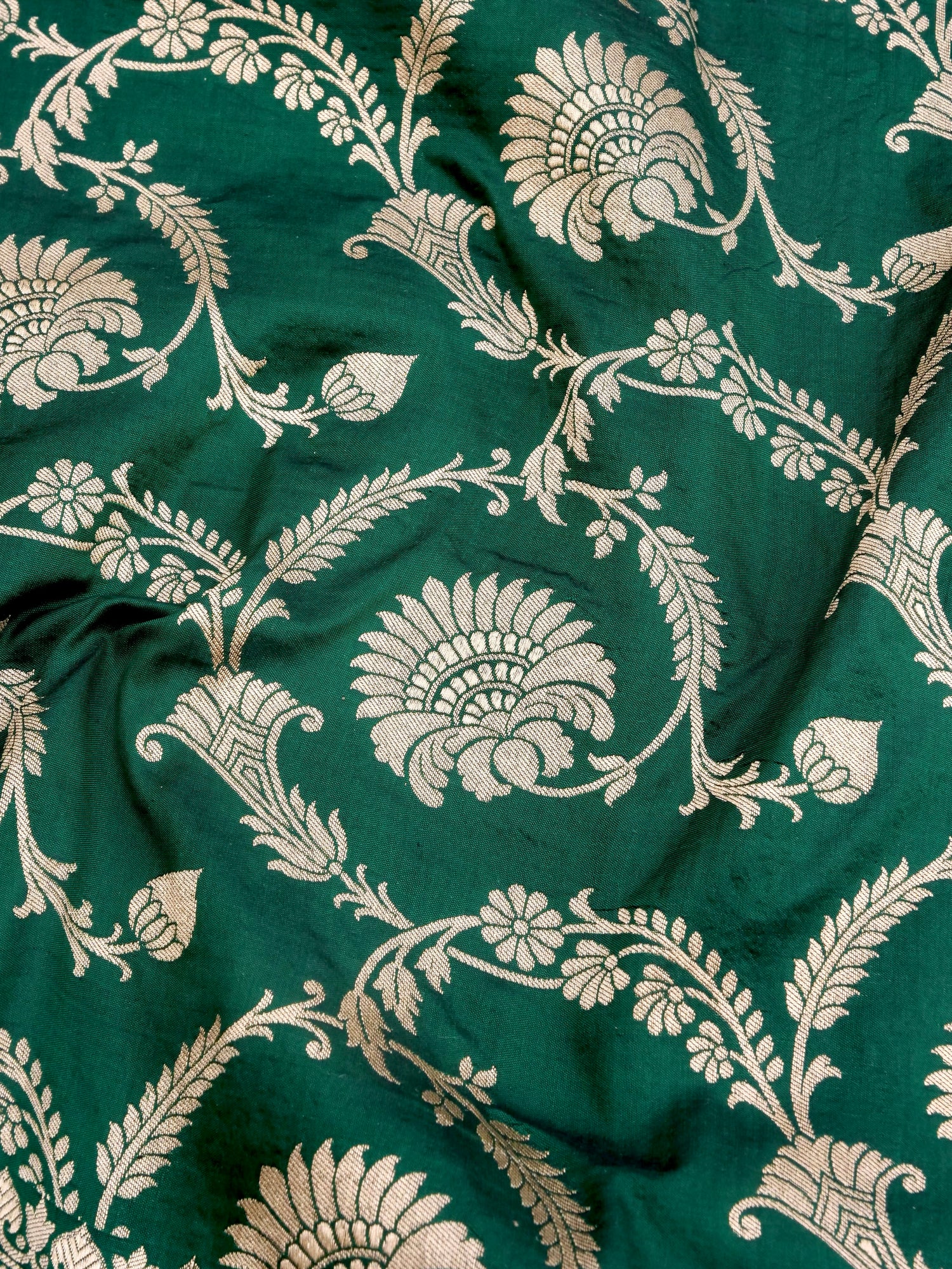 Green Handwoven Kataan Silk Jangla Banarasi Saree