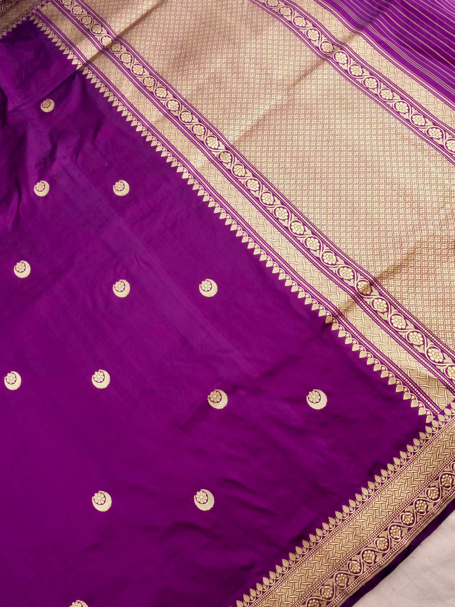 Purple Handwoven Kataan Silk Kadhua Buti Banarasi Saree