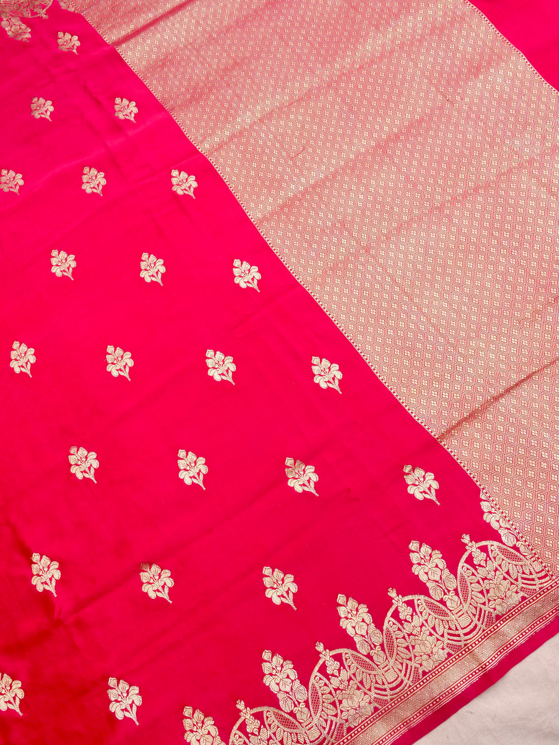 Red Handwoven Pure Satin Silk Banarasi Saree