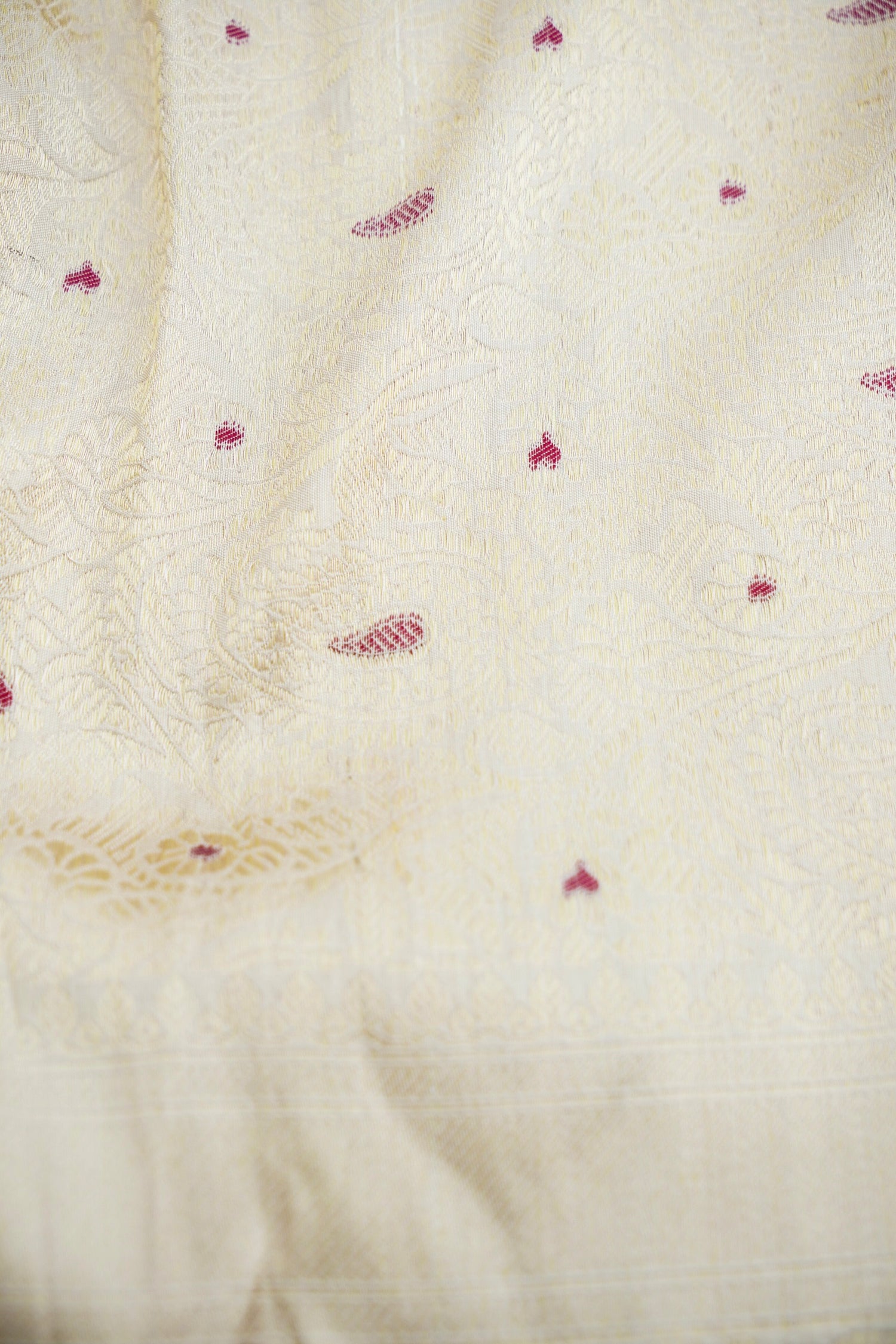 Golden Brocade Handwoven Banarasi Pure Silk Saree