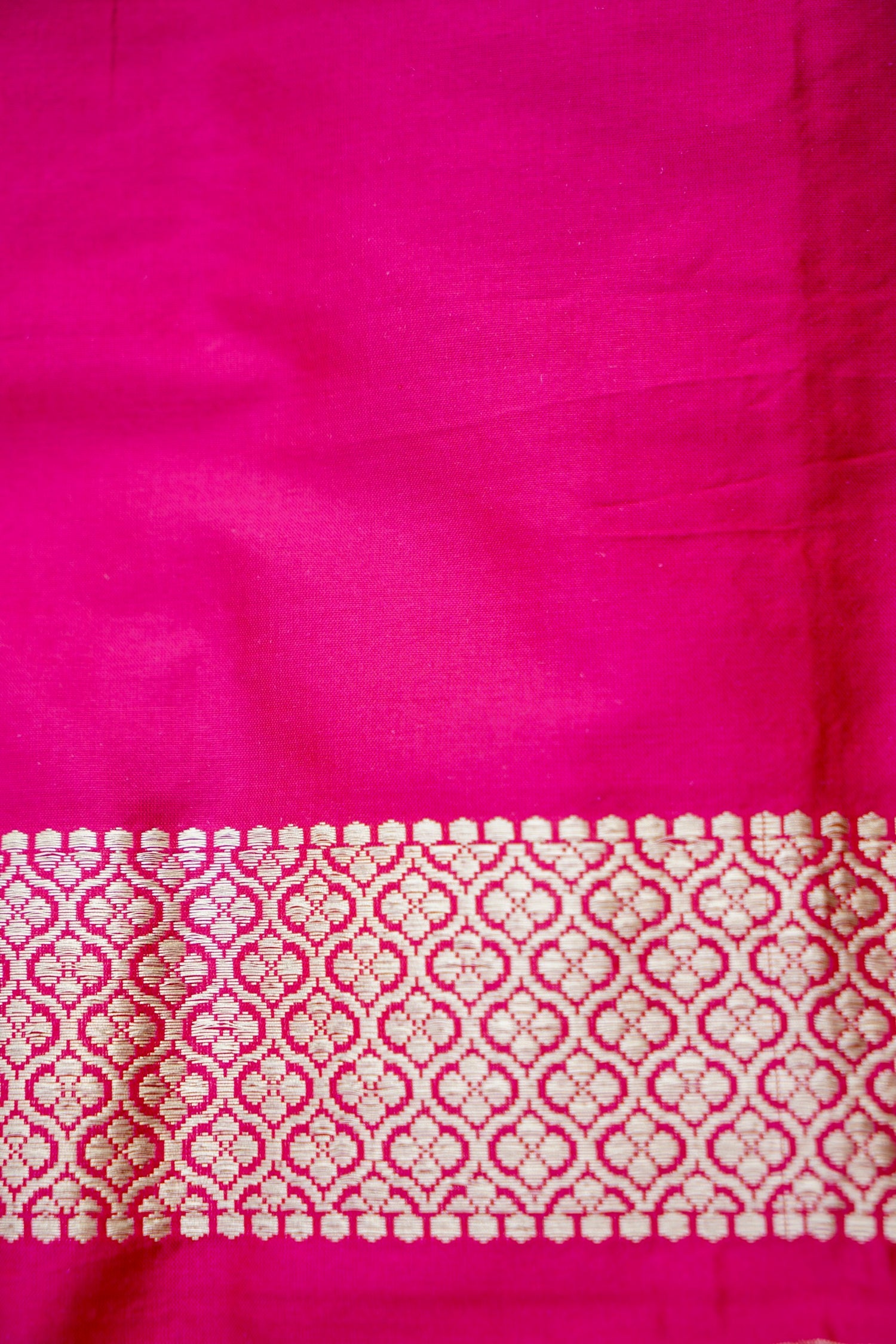 Handwoven Pure Kataan Silk Kadhua Buti Shikaargah Benarasi Saree
