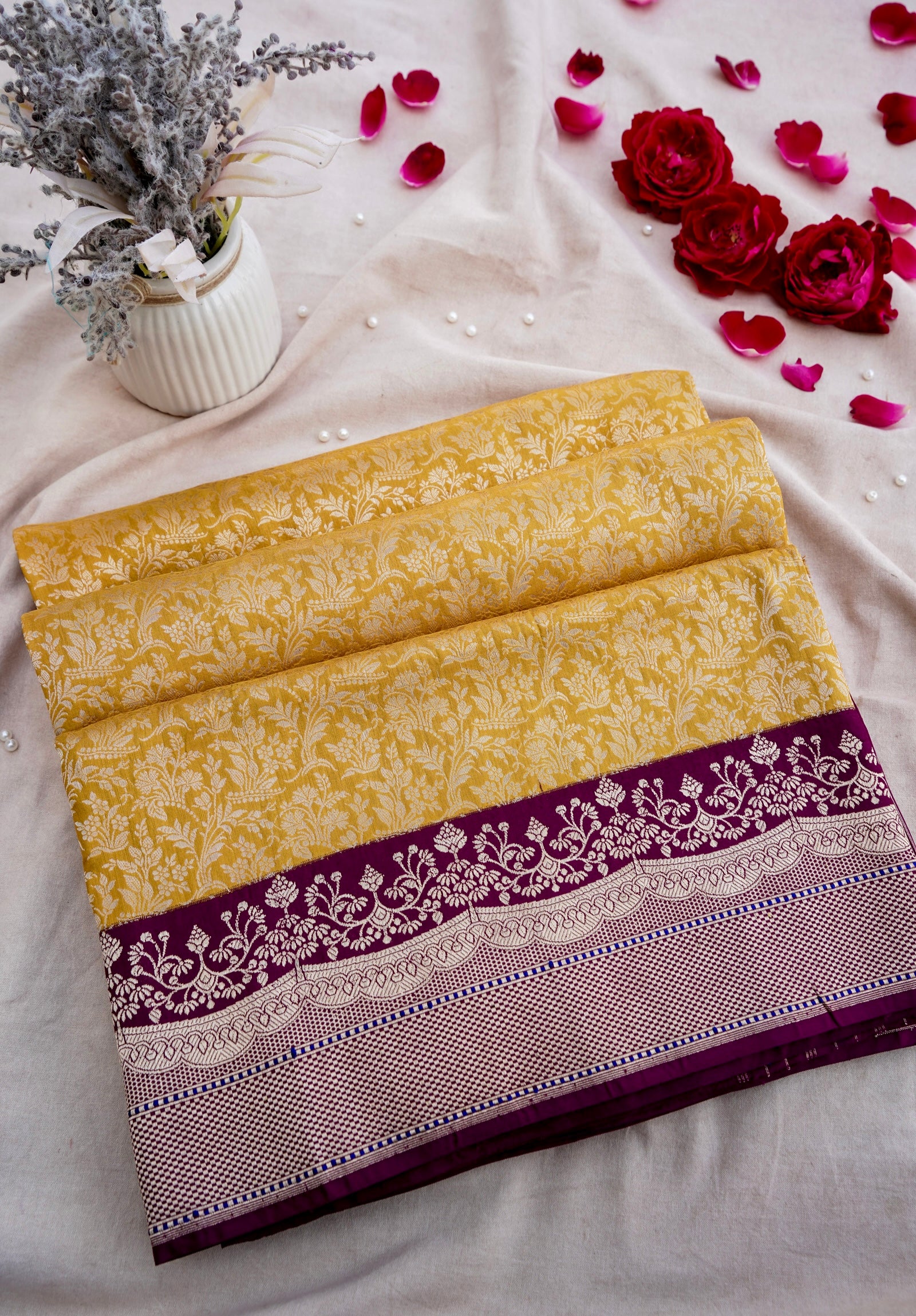 Yellow Handwoven Pure Kataan Kadhiyal Banarasi Saree