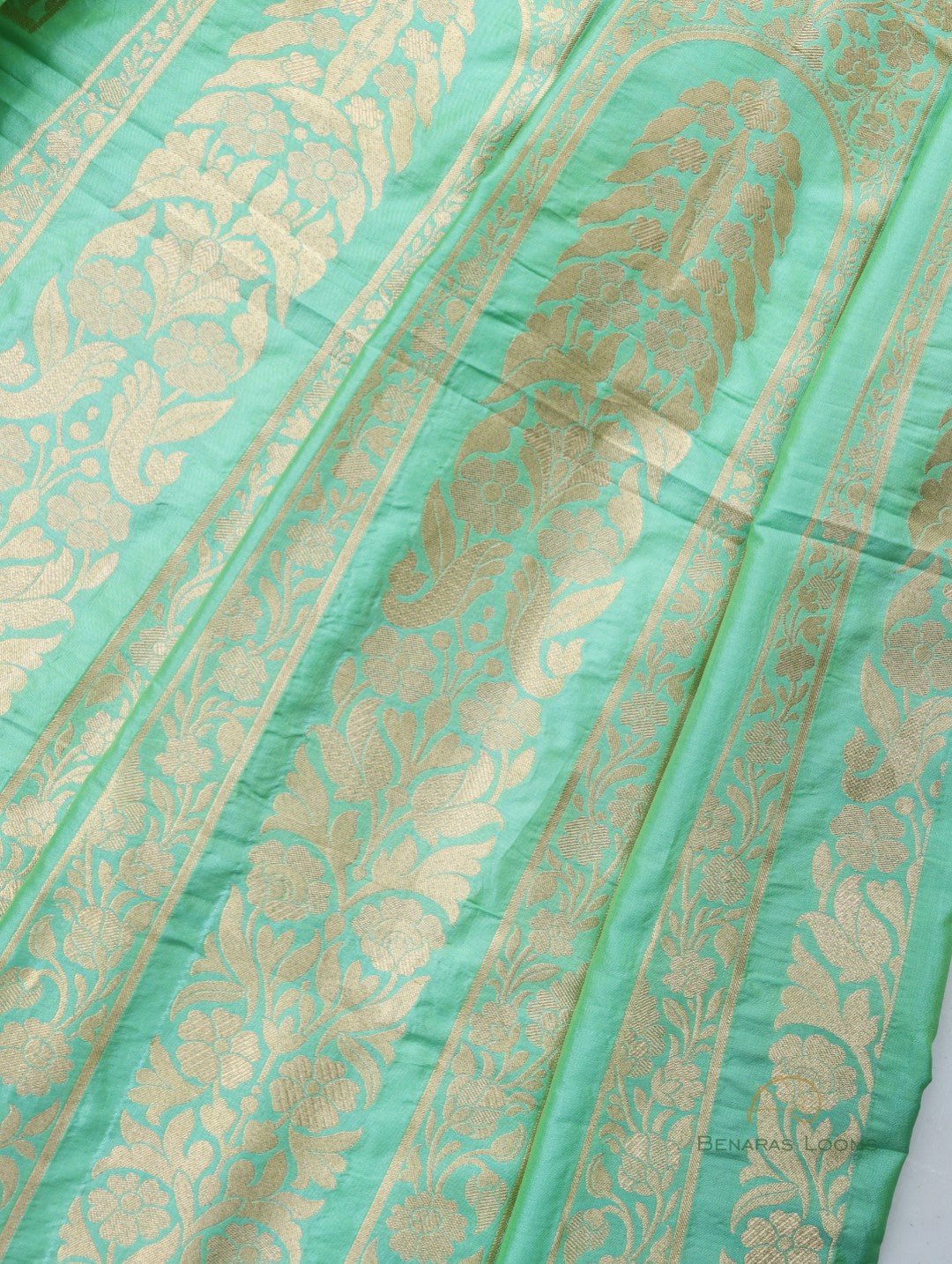 Eesha Green Handwoven Pure Kataan Silk Banarasi Lehenga
