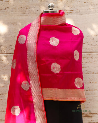 Pink Handwoven Pure Kataan Silk Kadhua Buti Banarasi Dupatta