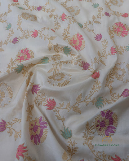 Cream Handwoven Pure Kataan Kadhua Jangla Benarasi Saree