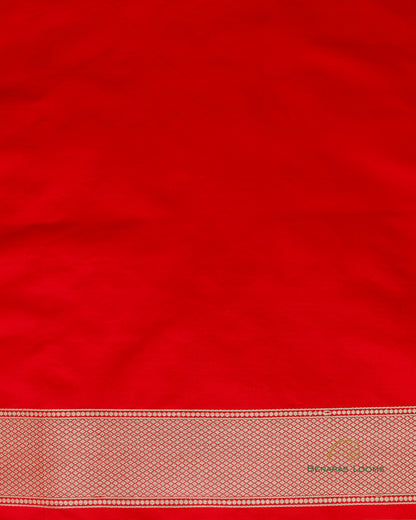 Red Handwoven Pure kataan Silk Shikaargah Brocade Jaal Benarasi Saree.